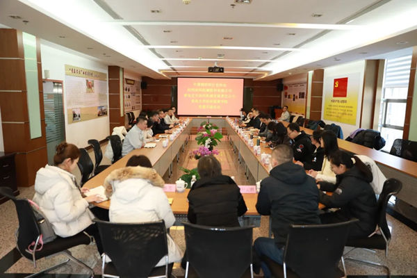 中国棉纺织行业协会党支部、经纬纺机青岛宏大党委、青岛大学纺织服装学院党委党建共建签约仪式圆满举行