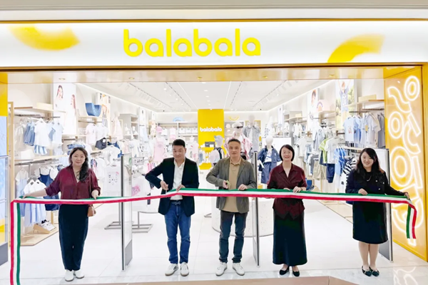 活在热爱里，走向全世界｜balabala 欧洲首店盛大启幕